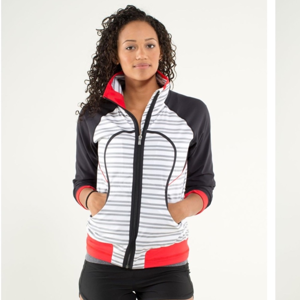 Lululemon Run: Track Attack Jacket Twin Stripe Black / Black / Love Red Size 6